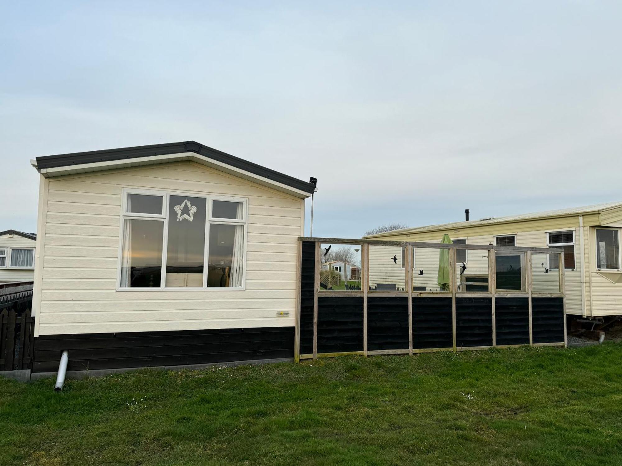 Prachtig Chalet De Zee Ster Westerland Exterior photo